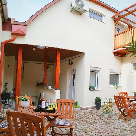 אגר Varfal Apartman מראה חיצוני תמונה