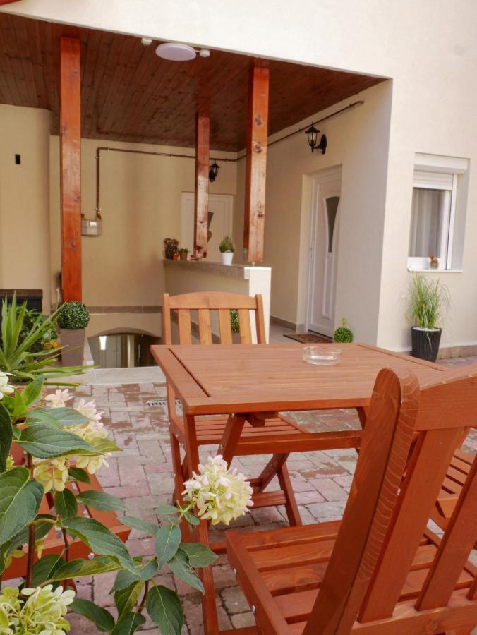 אגר Varfal Apartman מראה חיצוני תמונה