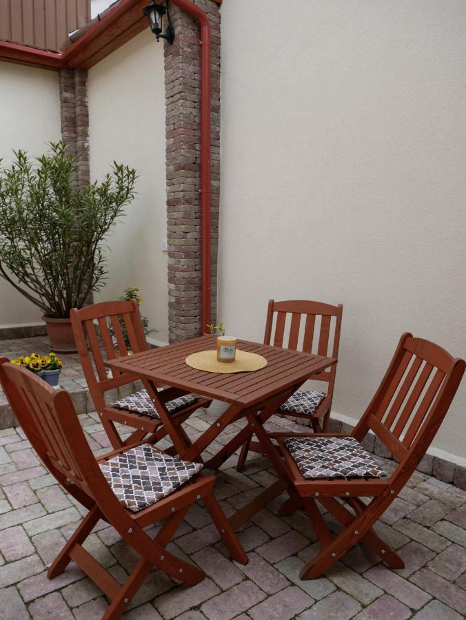 אגר Varfal Apartman מראה חיצוני תמונה