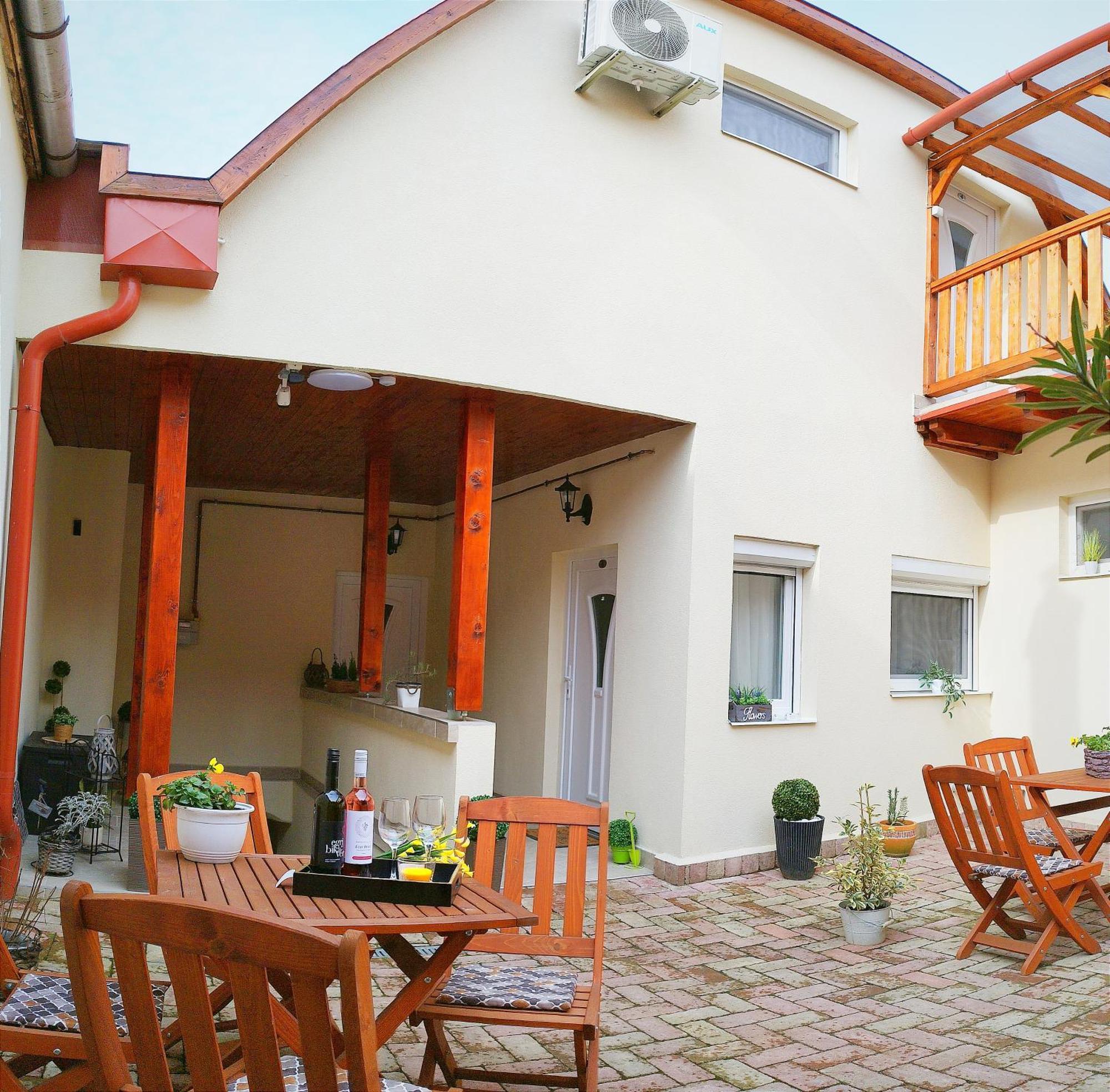 אגר Varfal Apartman מראה חיצוני תמונה