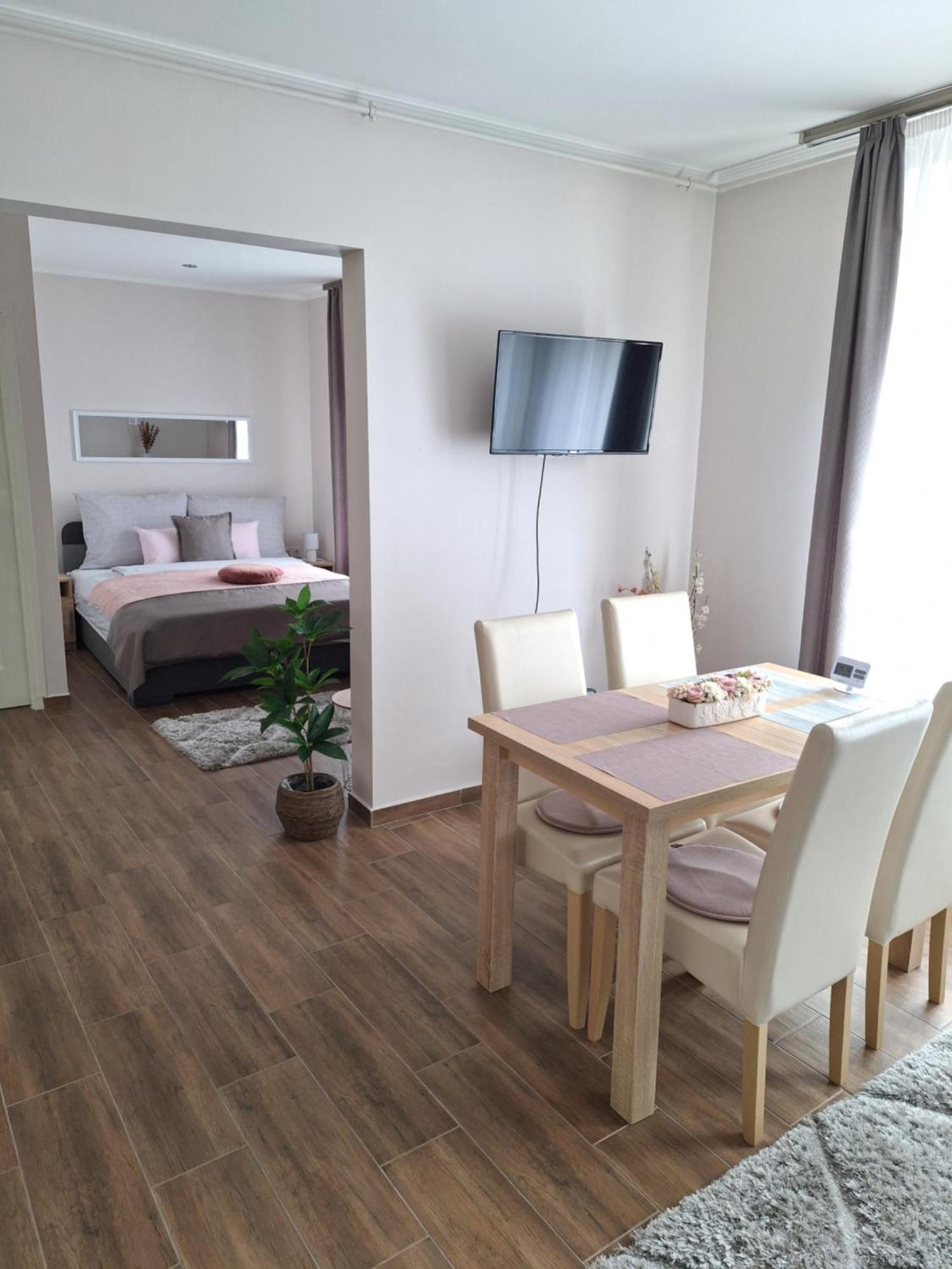 אגר Varfal Apartman מראה חיצוני תמונה