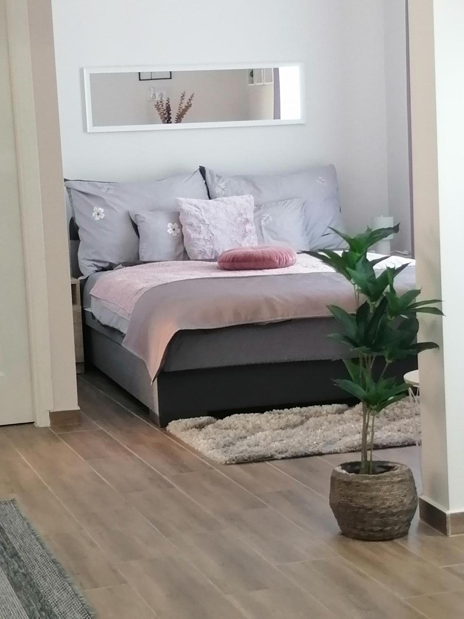 אגר Varfal Apartman מראה חיצוני תמונה
