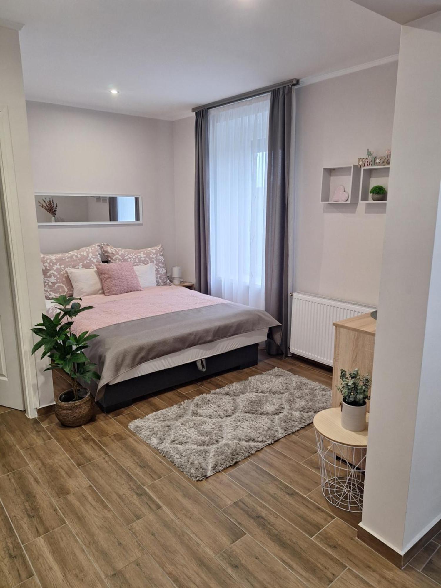 אגר Varfal Apartman חדר תמונה